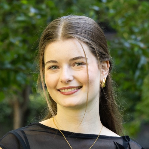 Elena Latchem